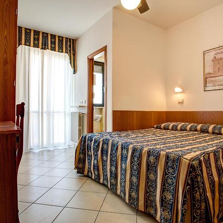 Hotel Genzianella Cervia Exterior photo